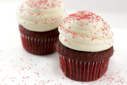 red velvet wedding cupcakes
