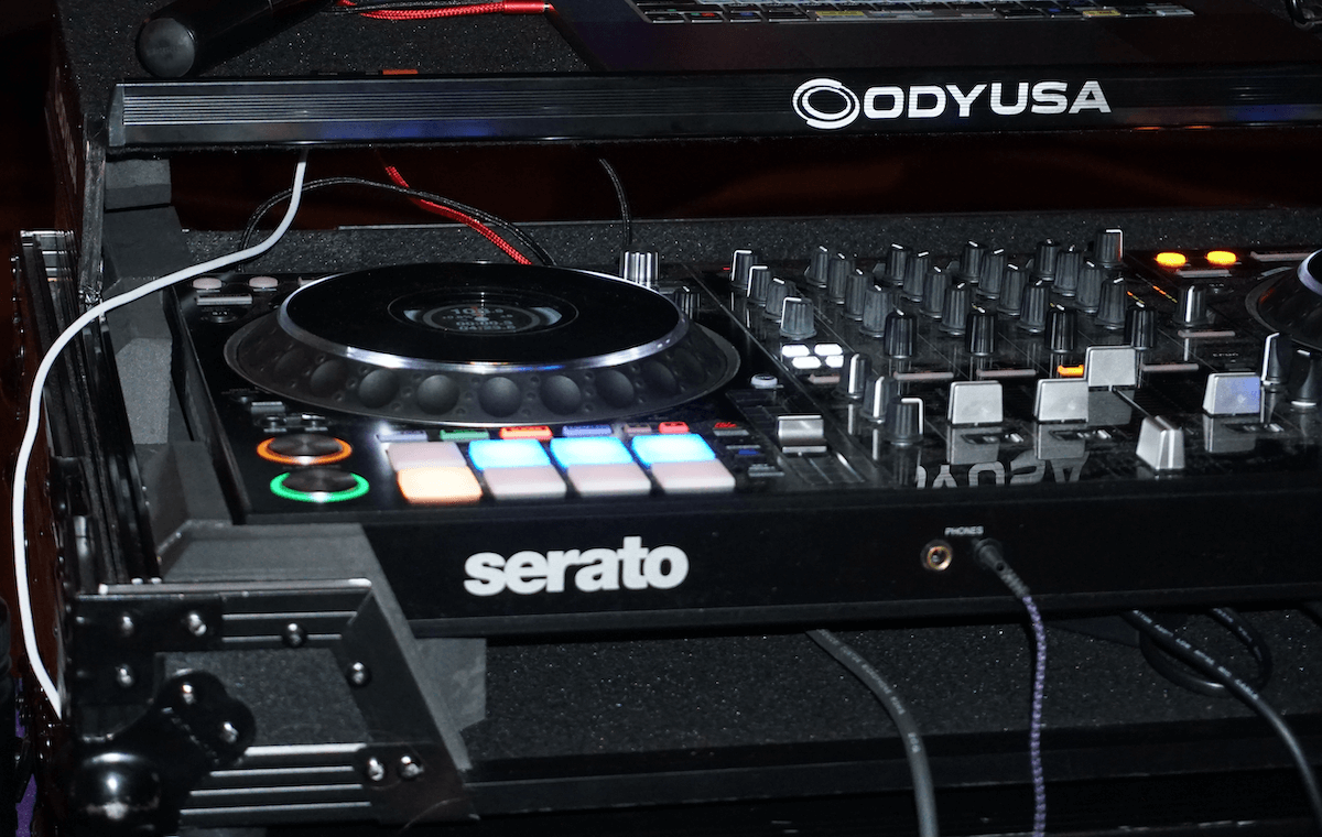 serato DJ controller with odyssey road case