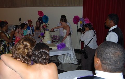 afifi shrine wedding cake cutting